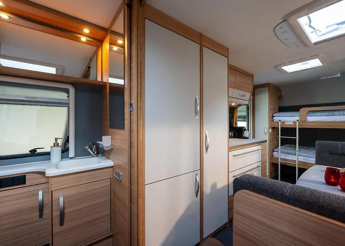 Gemuetliche Mit Top-ausstatung Und Vorzelt Im Heide Bruggen (Viersen)